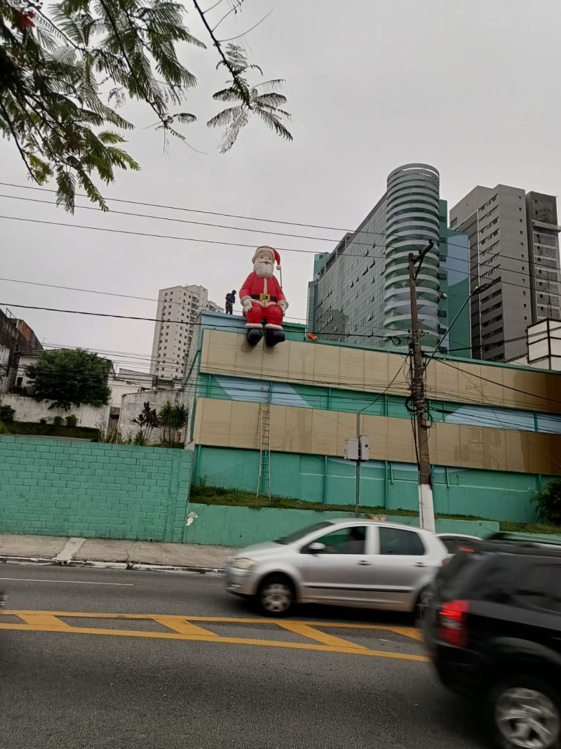 Papai Noel Sentado Tradicional